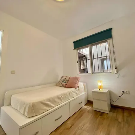 Shr042 Centrico Apartamento De Tres Habitaciones Nerja Buitenkant foto